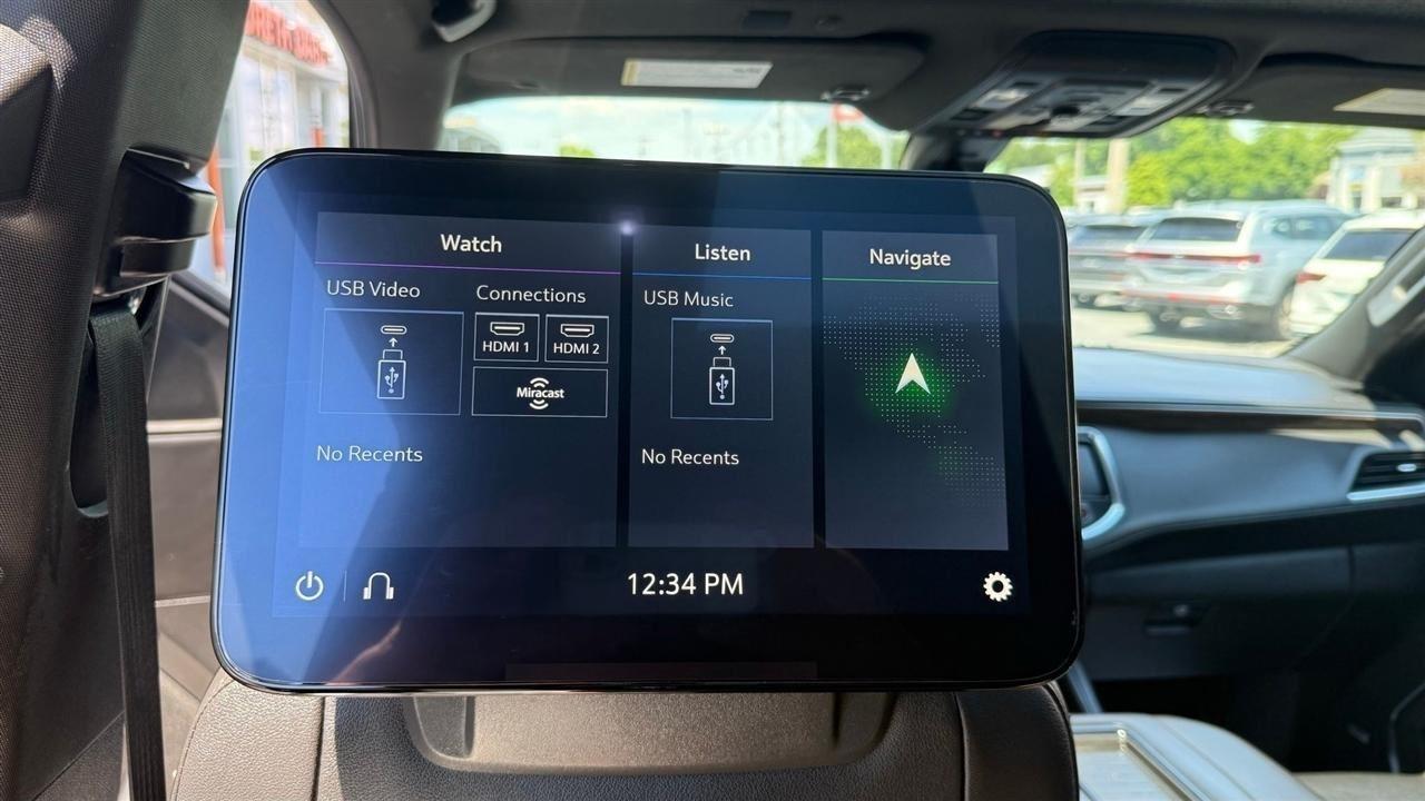 Chevrolet Tahoe High Country 4WD 2021