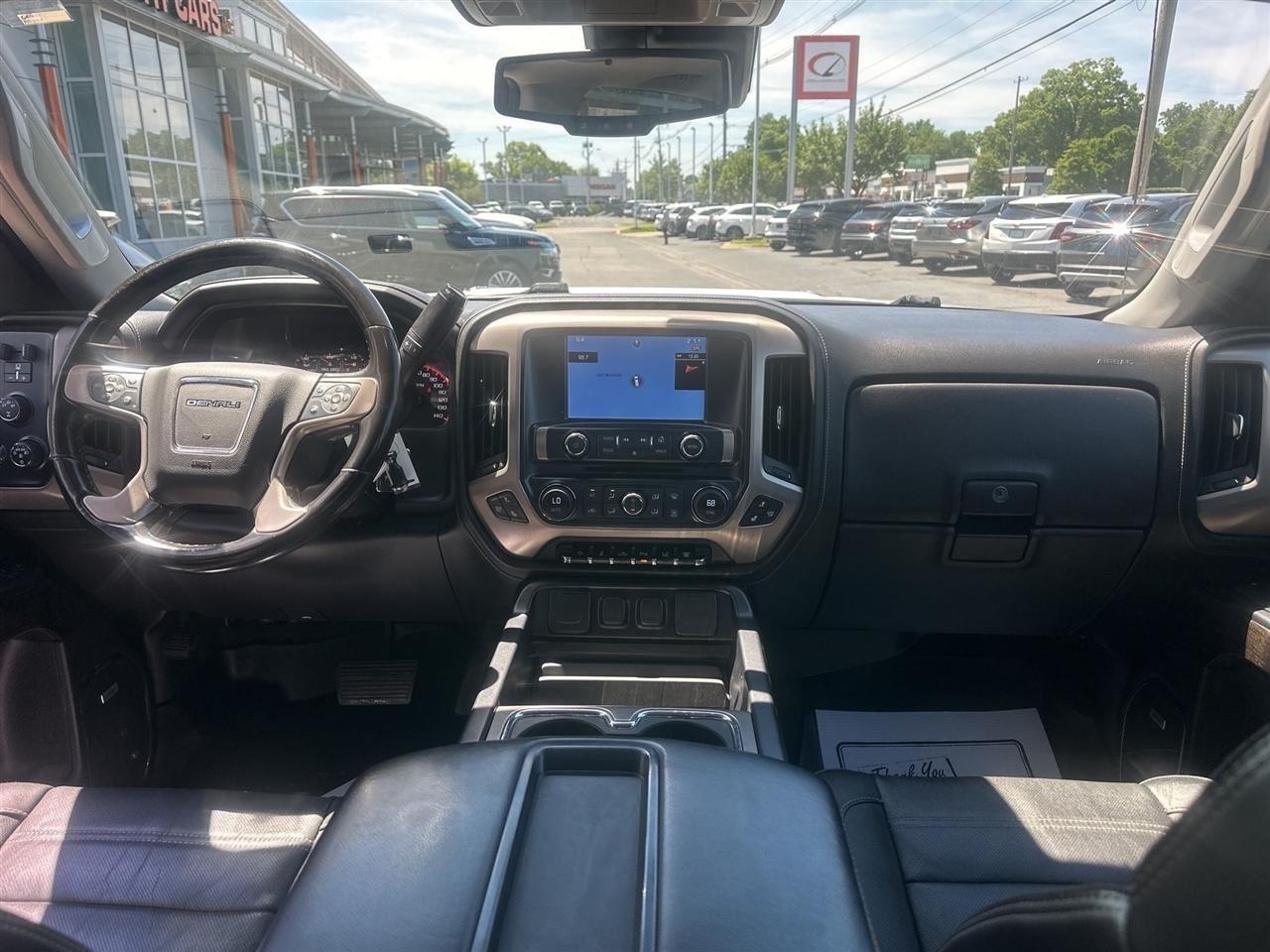 GMC Sierra 3500HD Denali Crew Cab 4WD 2015
