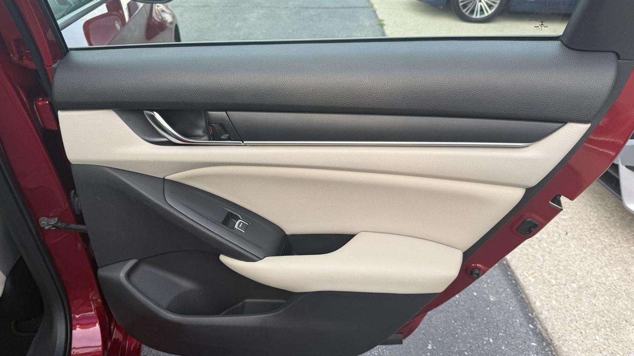 Honda Accord LX CVT 2022