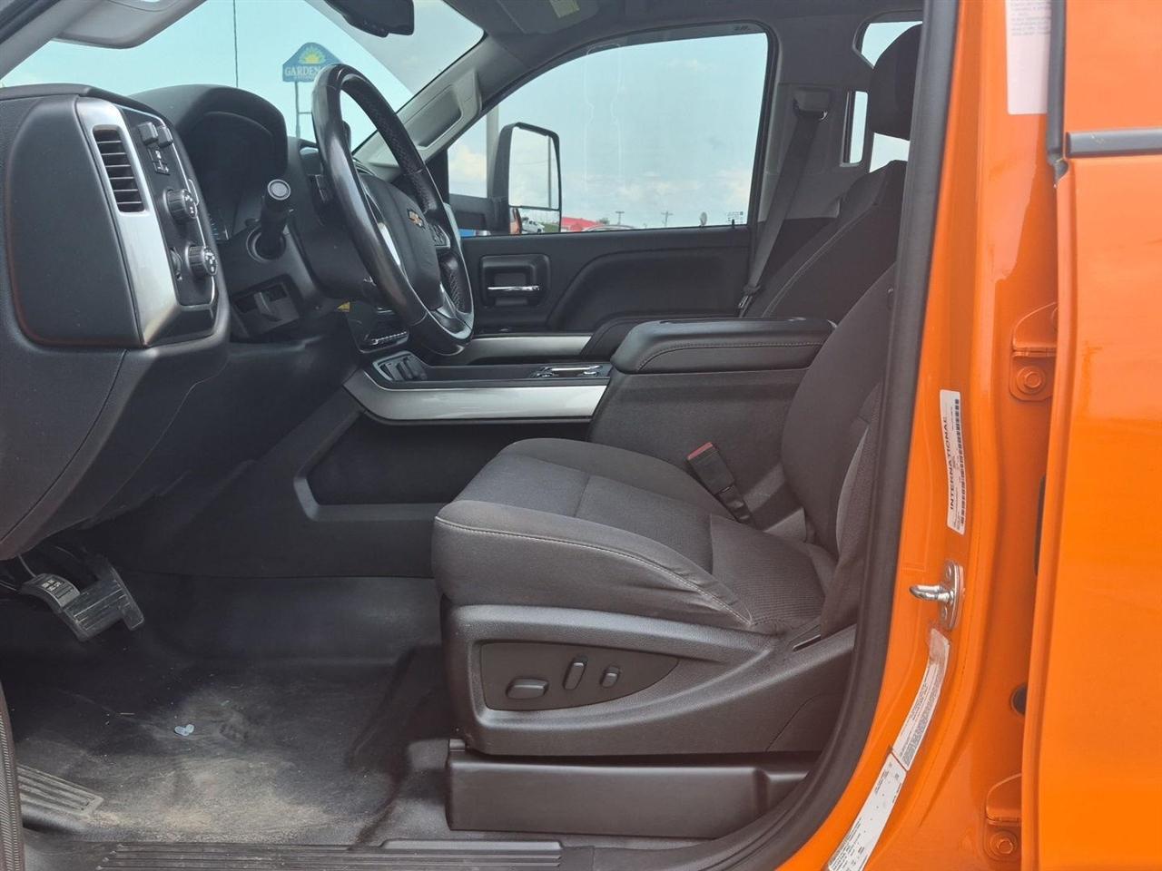 Chevrolet Silverado Medium Duty  2022