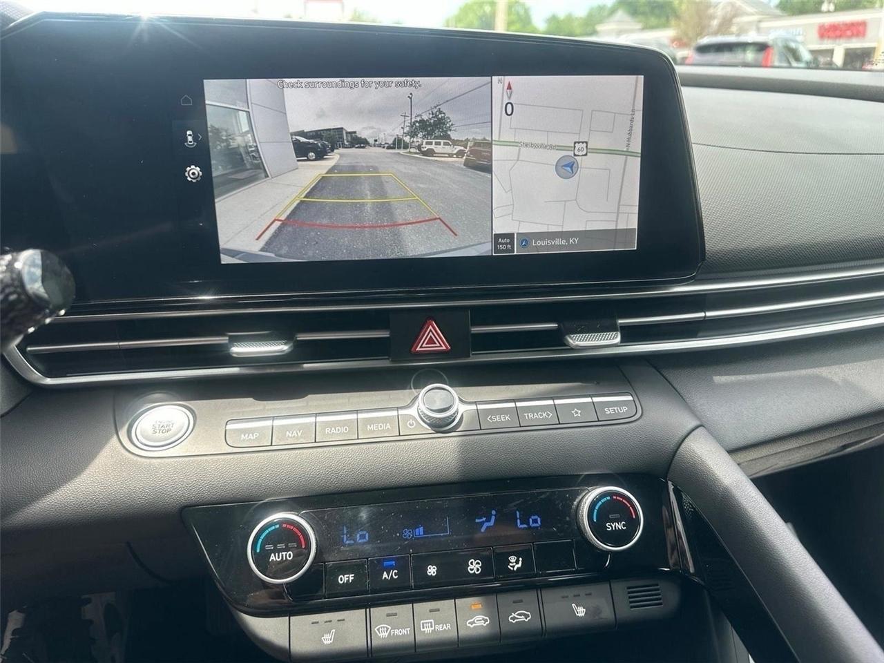 Hyundai Elantra SEL Convenience 2025