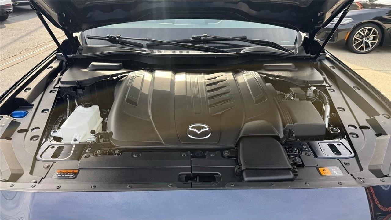 Mazda CX-90 Preferred 2025