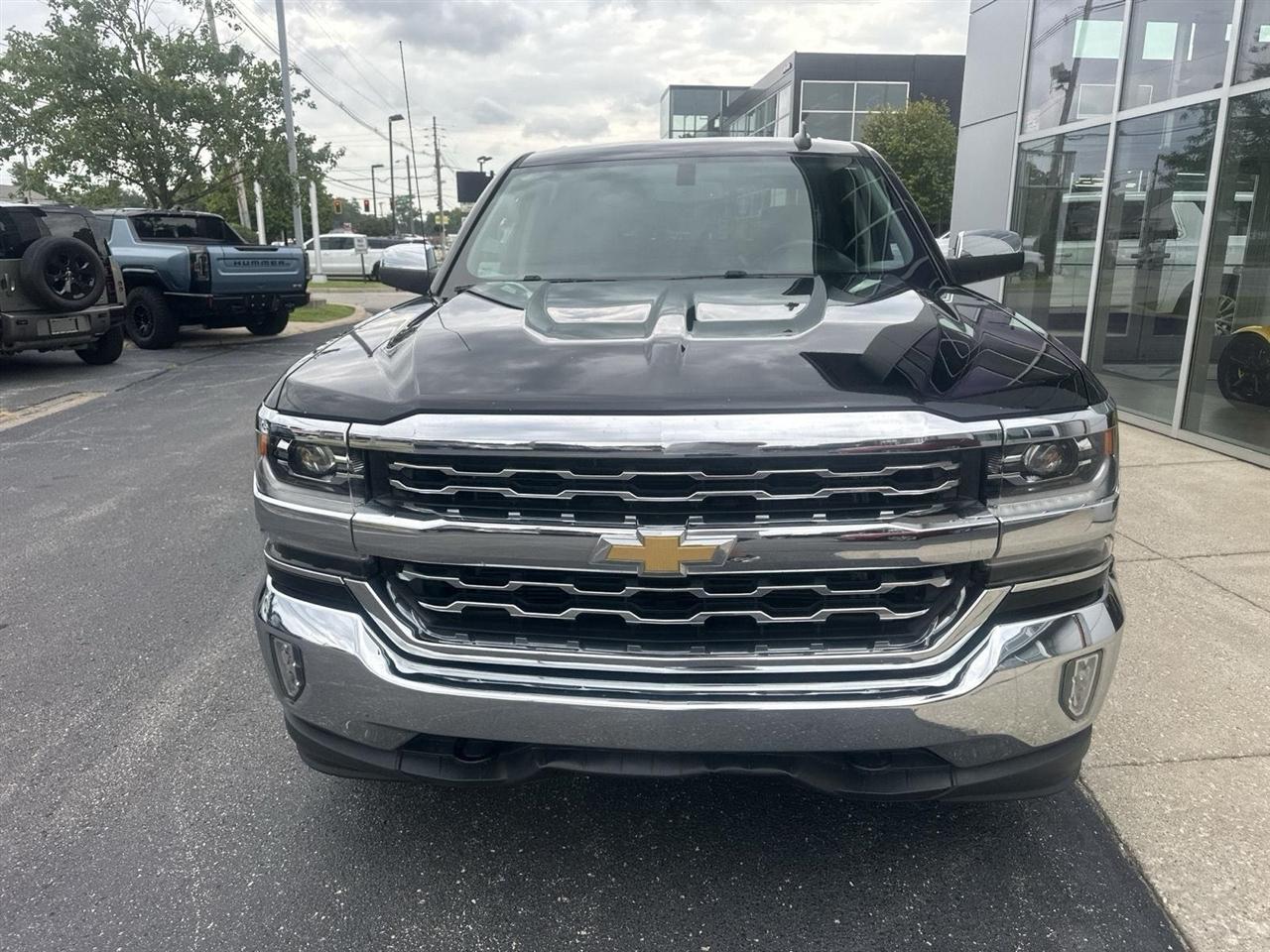 Chevrolet Silverado 1500 LTZ Crew Cab 4WD 2017