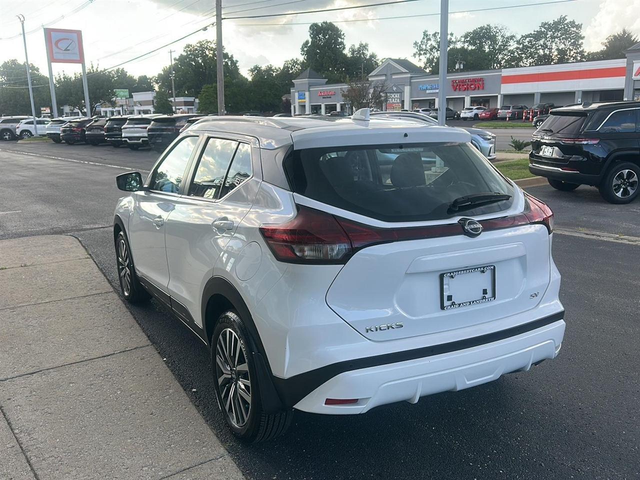 Nissan Kicks SV 2024