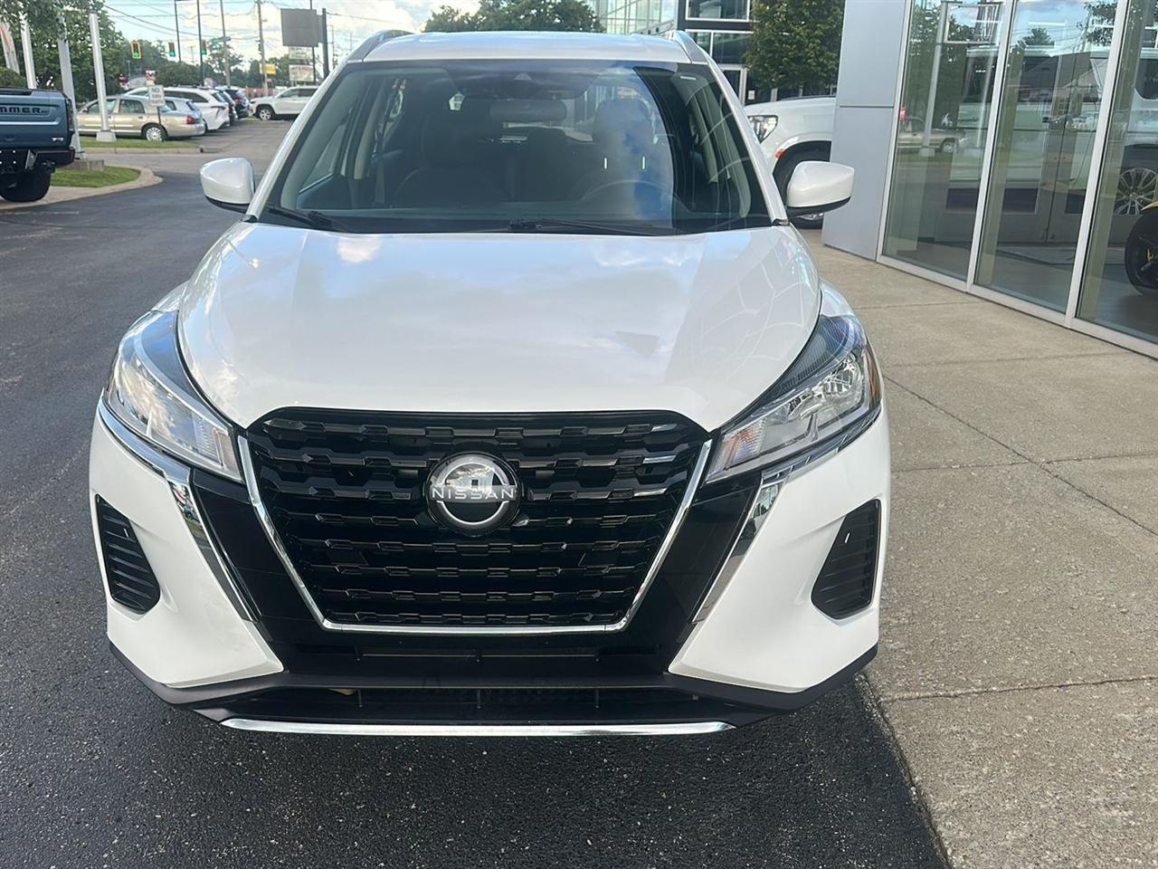 Nissan Kicks SV 2024
