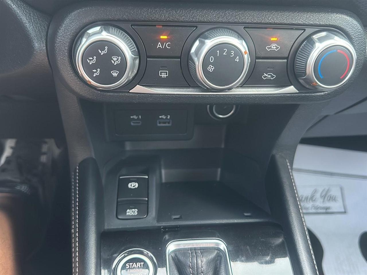 Nissan Kicks SV 2024