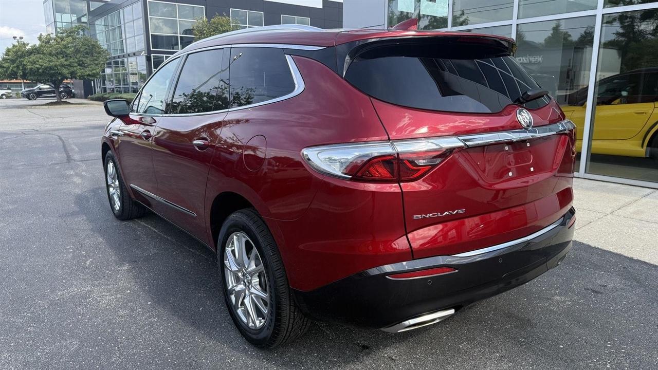 Buick Enclave Essence FWD 2023