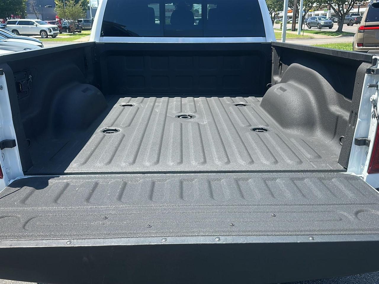 RAM 3500 Limited Mega Cab 4WD DRW 2026