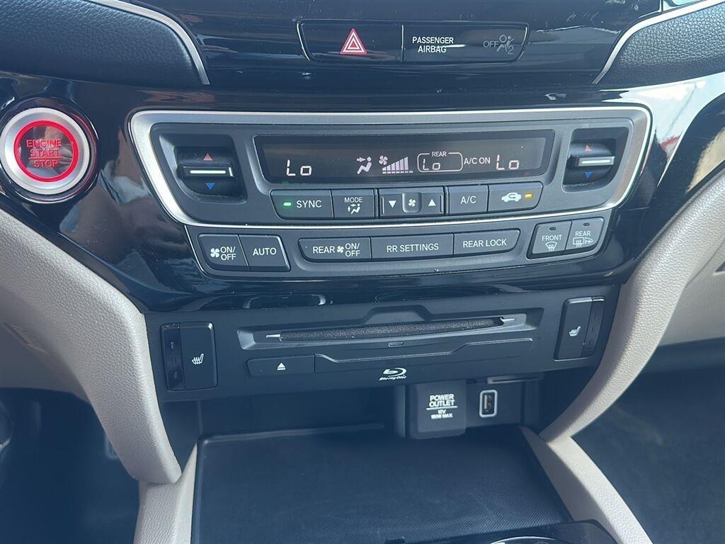 Honda Pilot Touring 4WD 2021