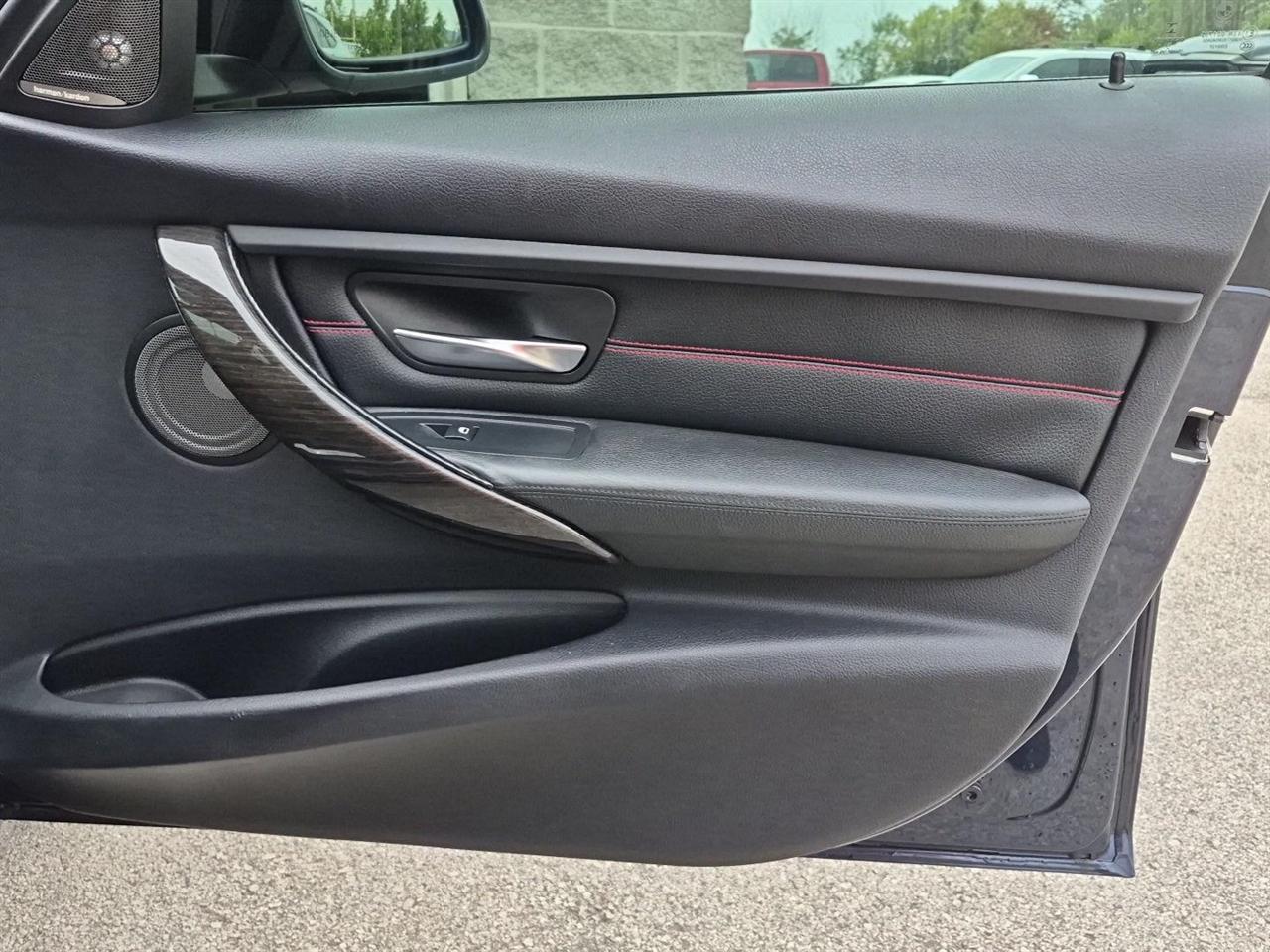 BMW 3-Series 335i xDrive Sedan 2014