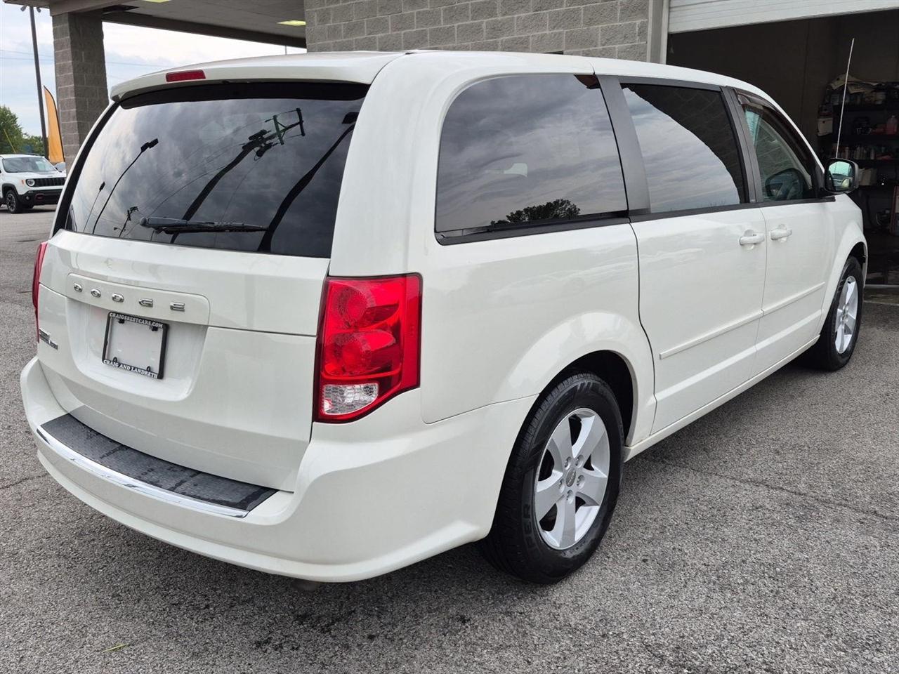 Dodge Grand Caravan SE 2013