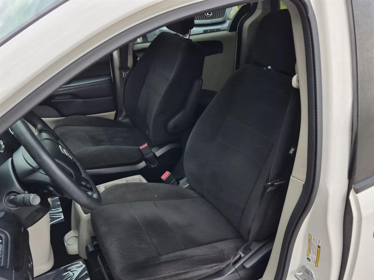 Dodge Grand Caravan SE 2013