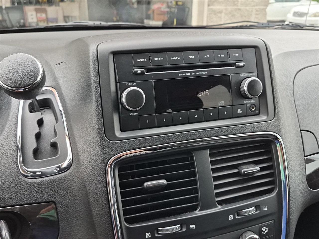 Dodge Grand Caravan SE 2013