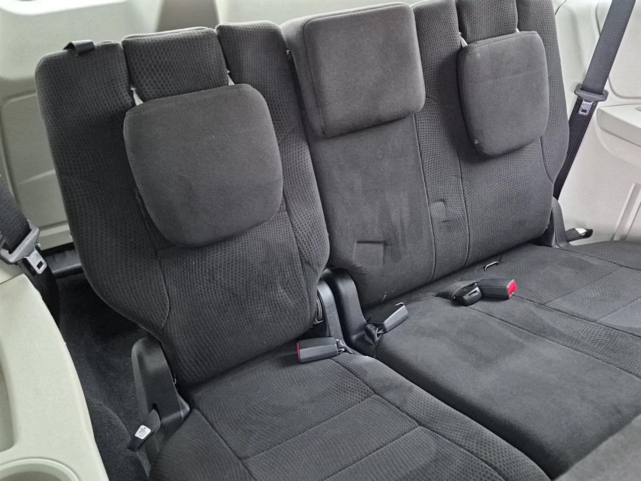 Dodge Grand Caravan SE 2013