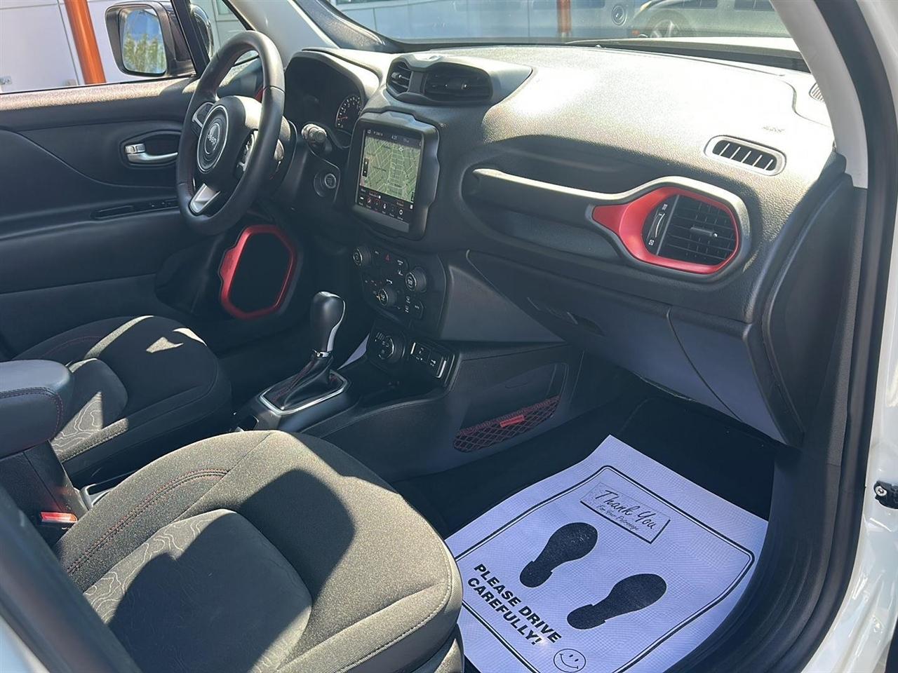 Jeep Renegade Trailhawk 2023