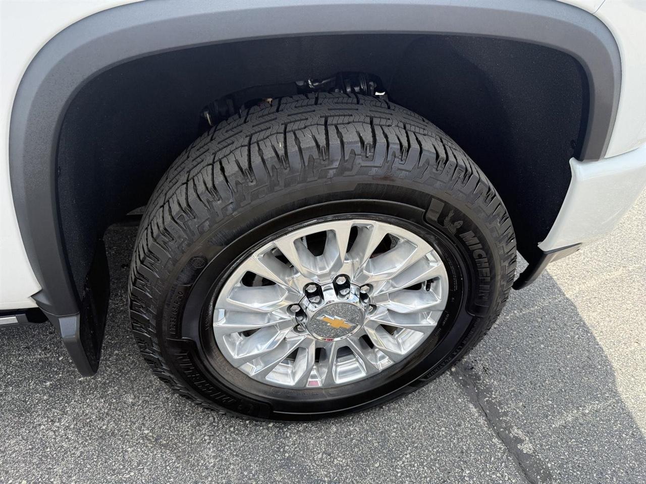 Chevrolet Silverado 2500HD High Country Crew Cab Long Box 4WD 2022