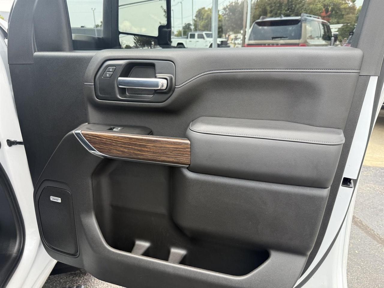 Chevrolet Silverado 2500HD High Country Crew Cab Long Box 4WD 2022