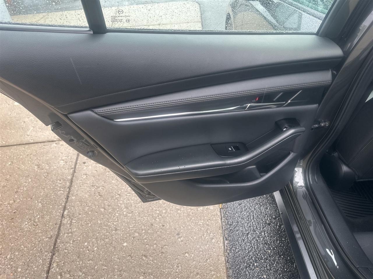 Mazda MAZDA3 Premium Plus AWD 2025