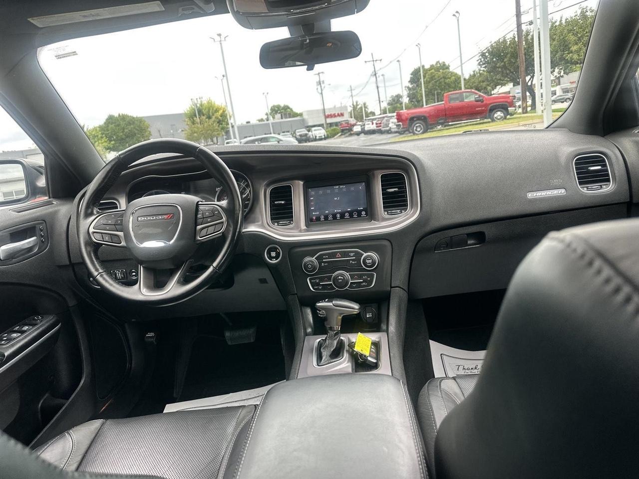 Dodge Charger SXT 2021