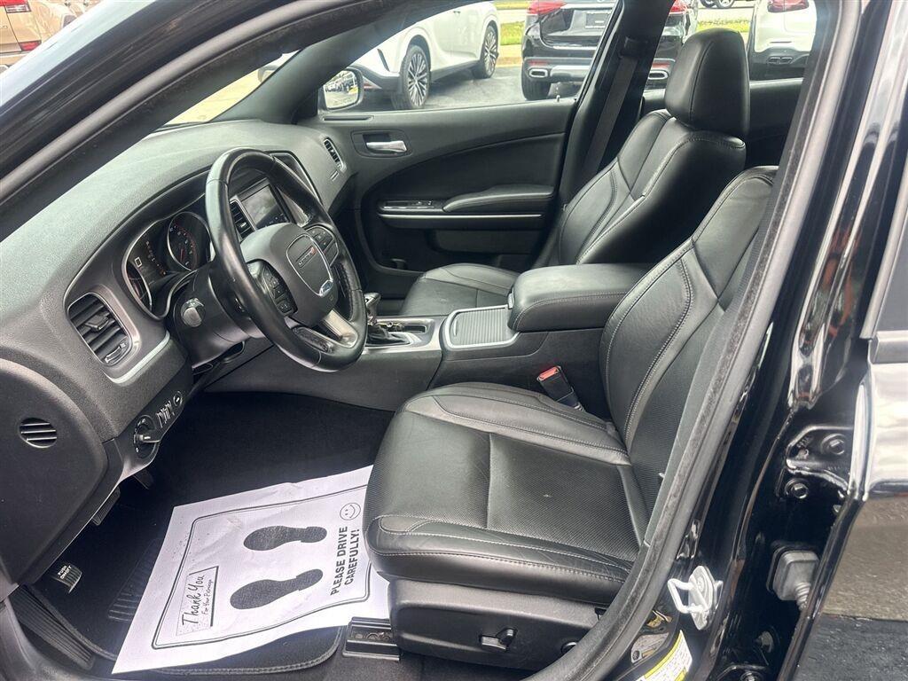 Dodge Charger SXT 2021