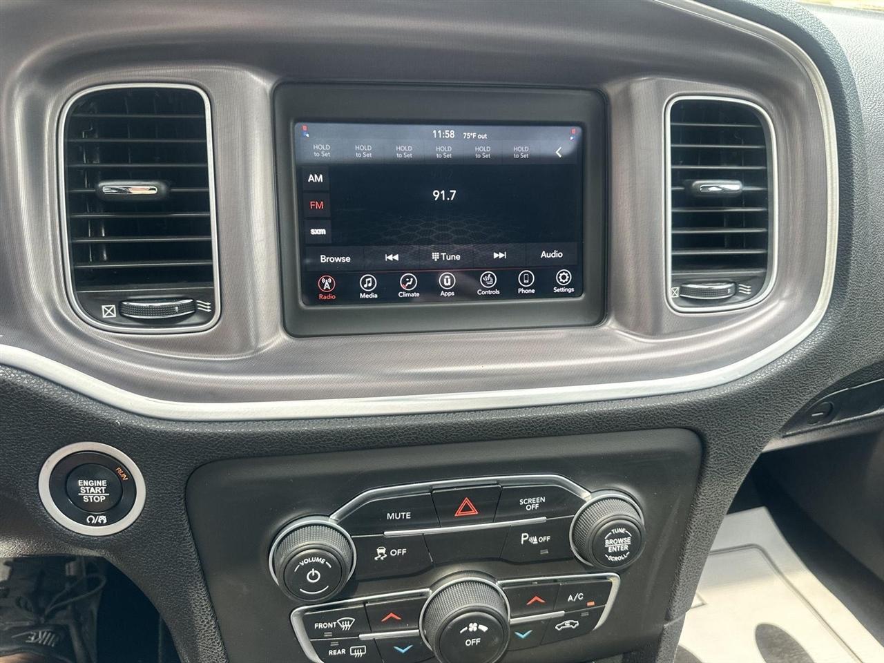 Dodge Charger SXT 2021
