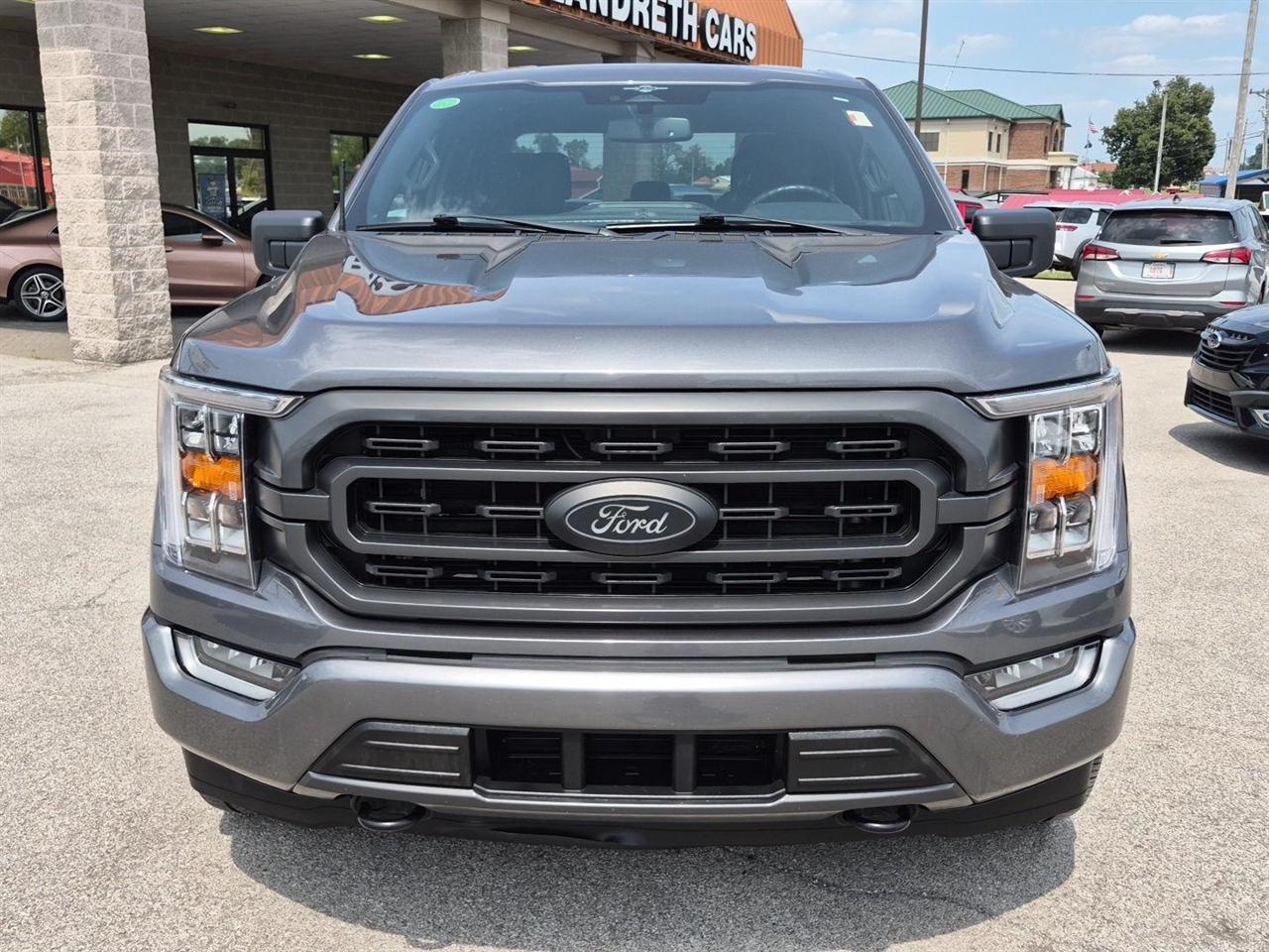 Ford F-150 XLT SuperCrew 5.5-ft. Bed 4WD 2023