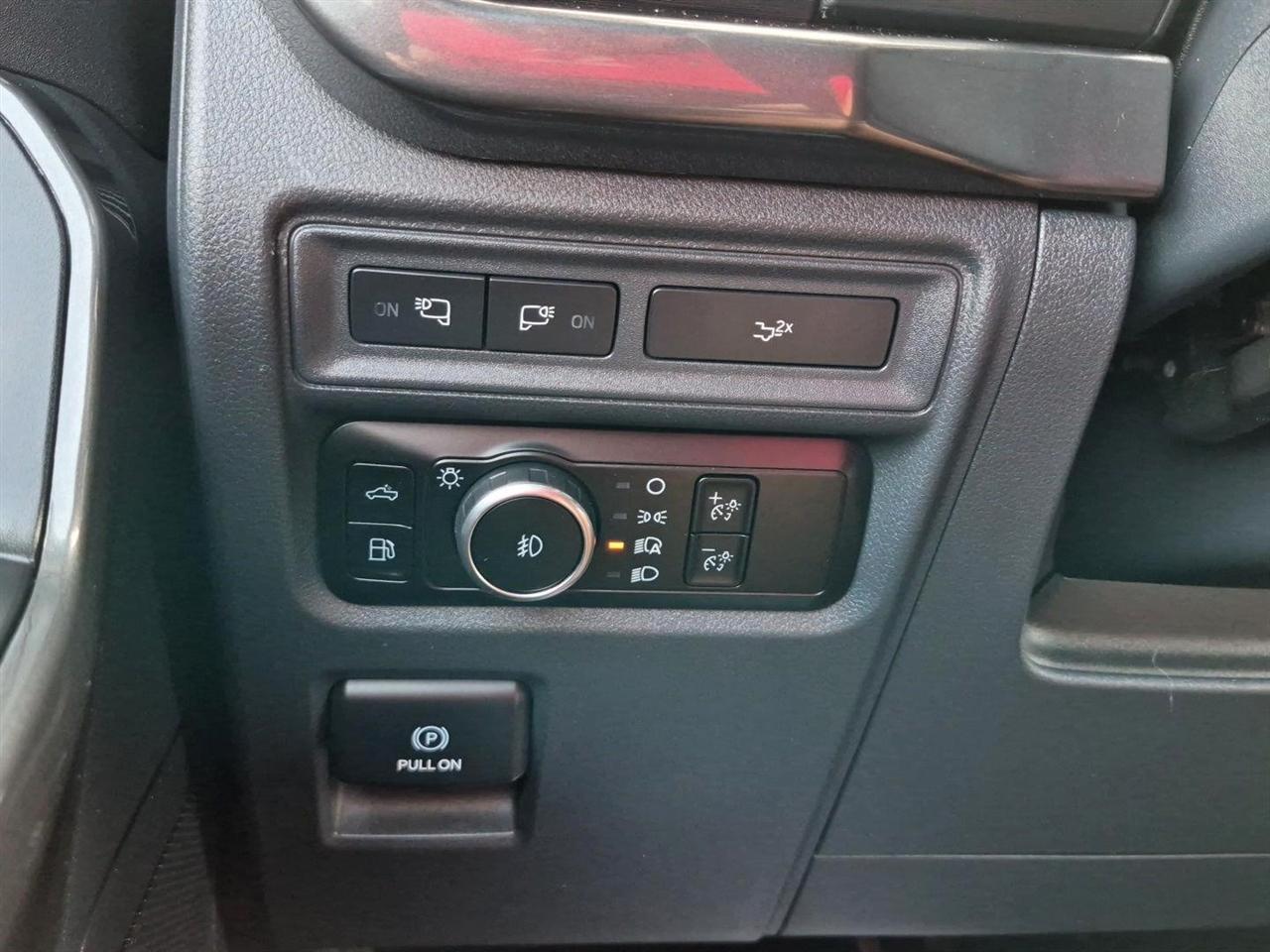 Ford F-150 XLT SuperCrew 5.5-ft. Bed 4WD 2023