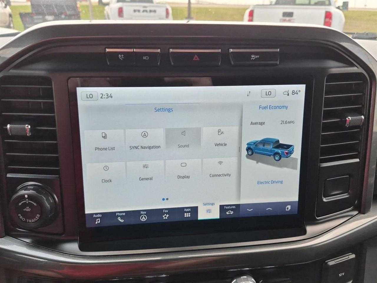 Ford F-150 XLT SuperCrew 5.5-ft. Bed 4WD 2023
