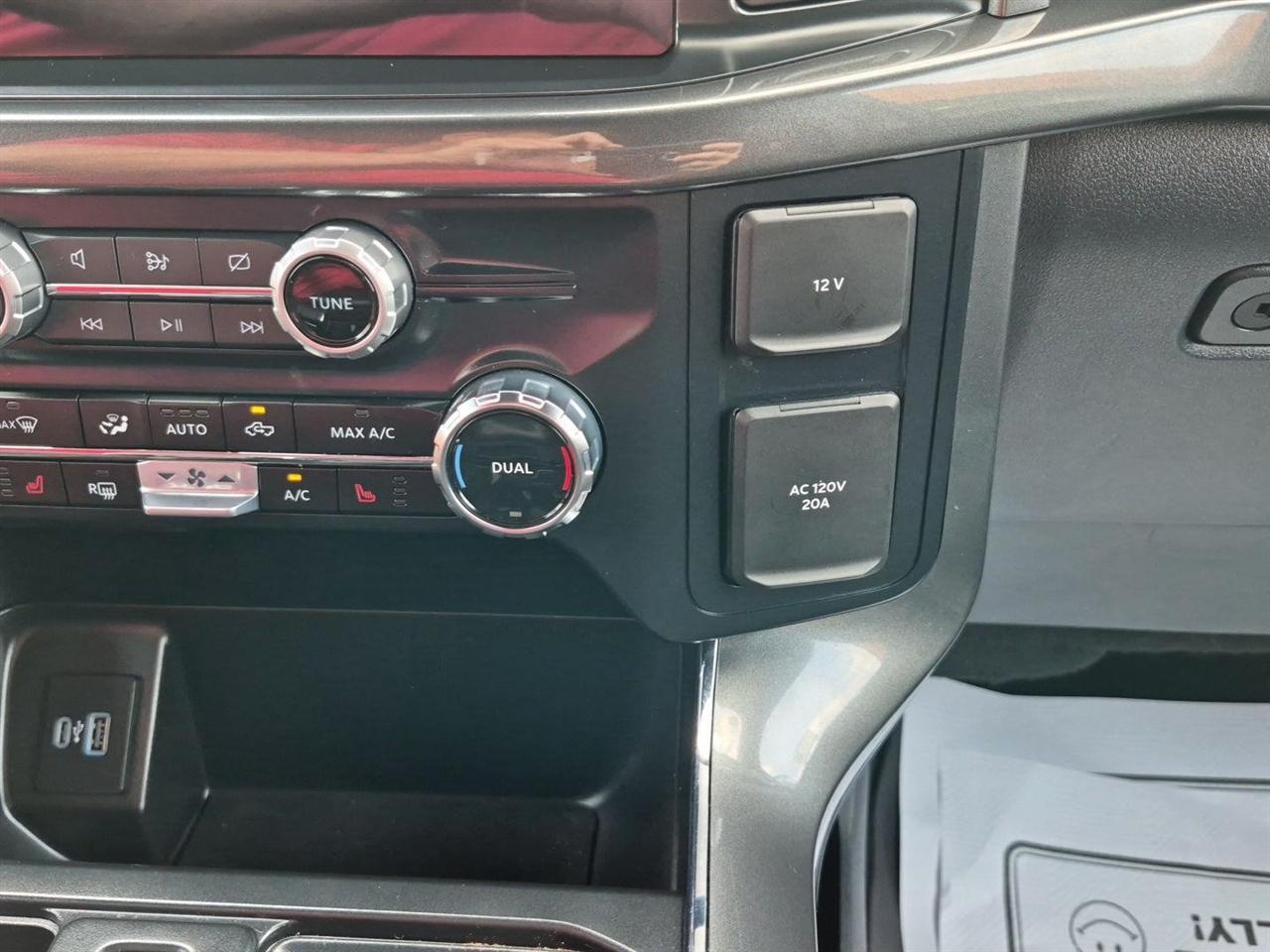 Ford F-150 XLT SuperCrew 5.5-ft. Bed 4WD 2023