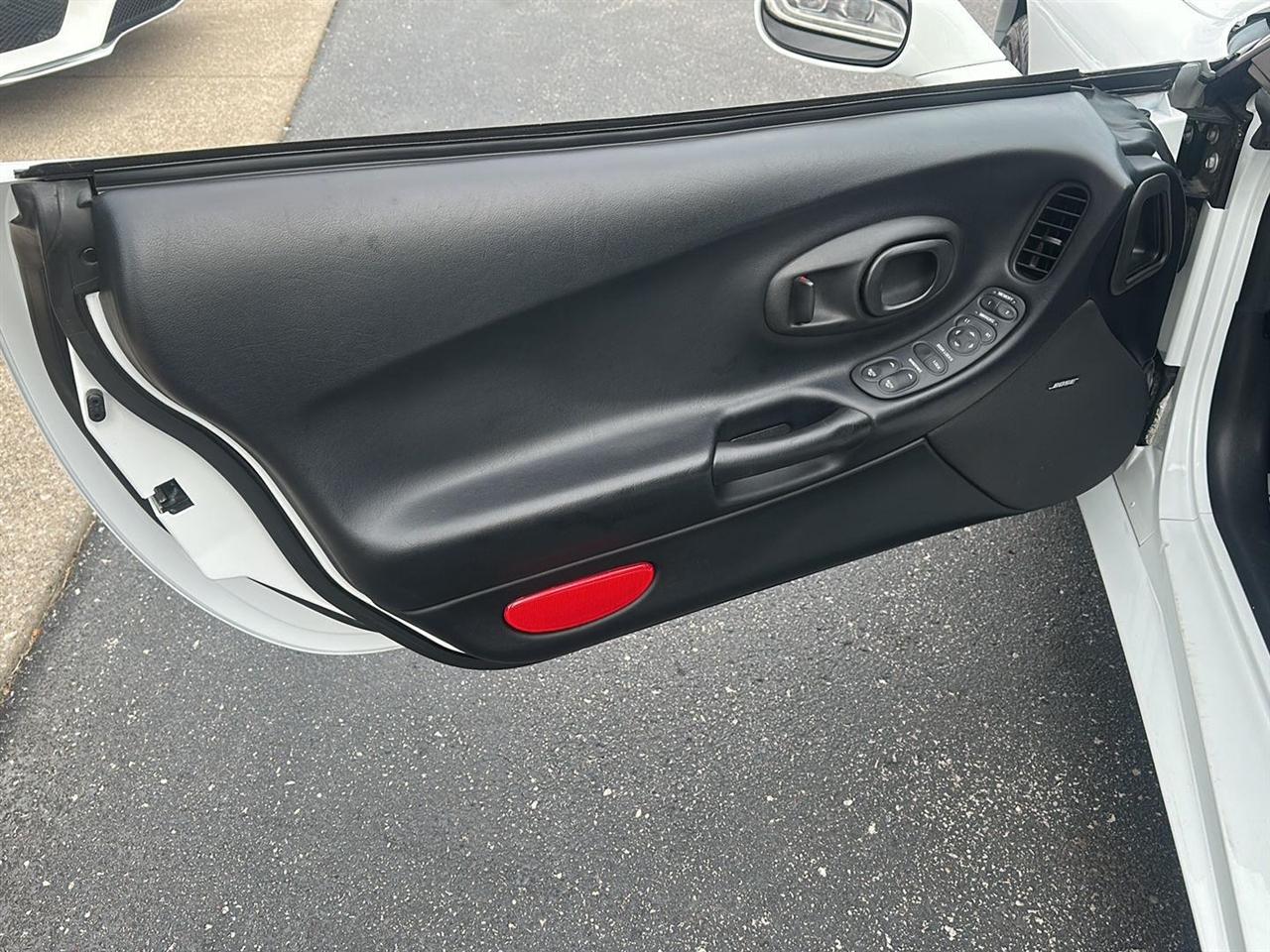 Chevrolet Corvette Coupe 1998