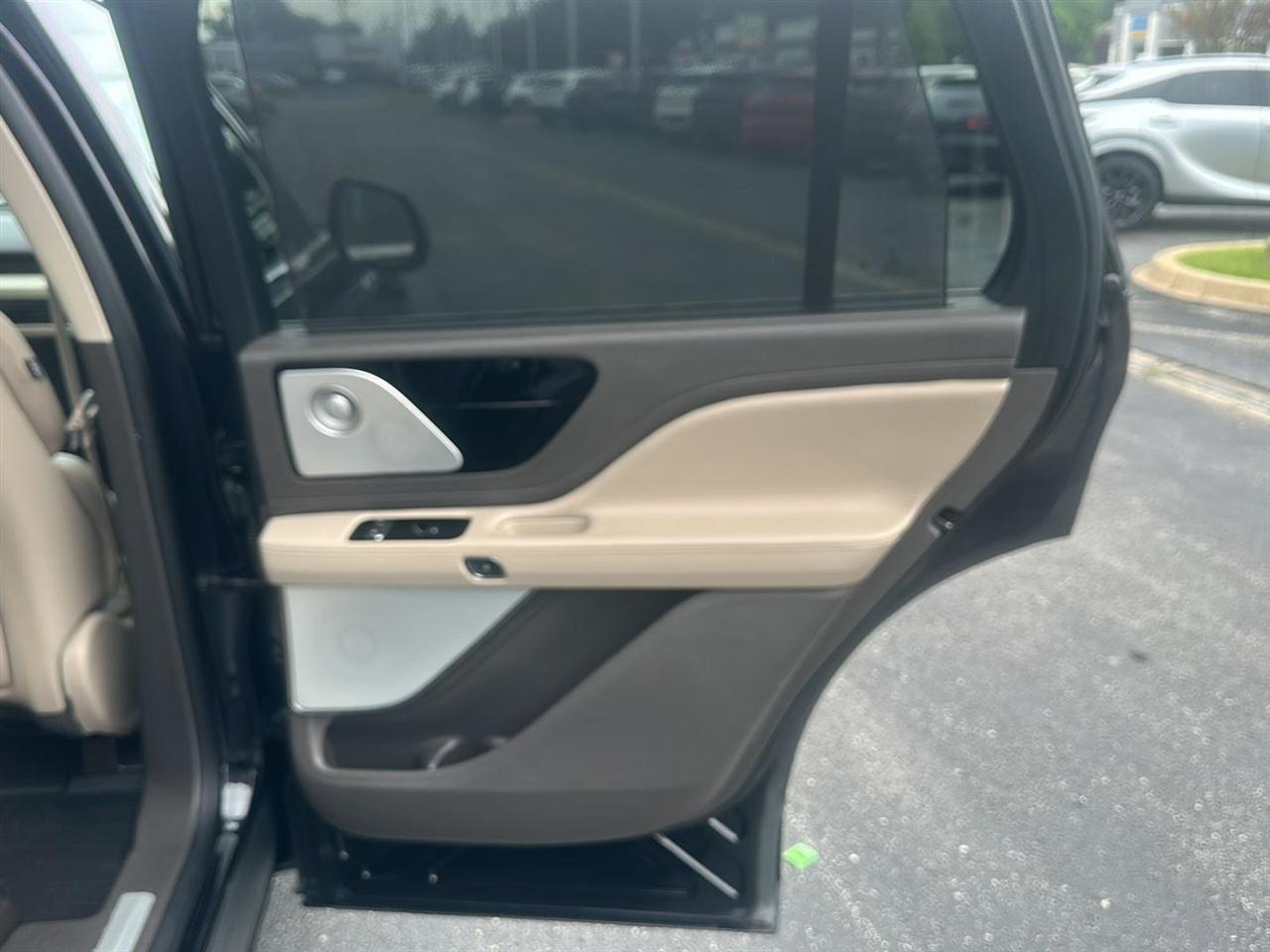 Lincoln Aviator Reserve AWD 2021
