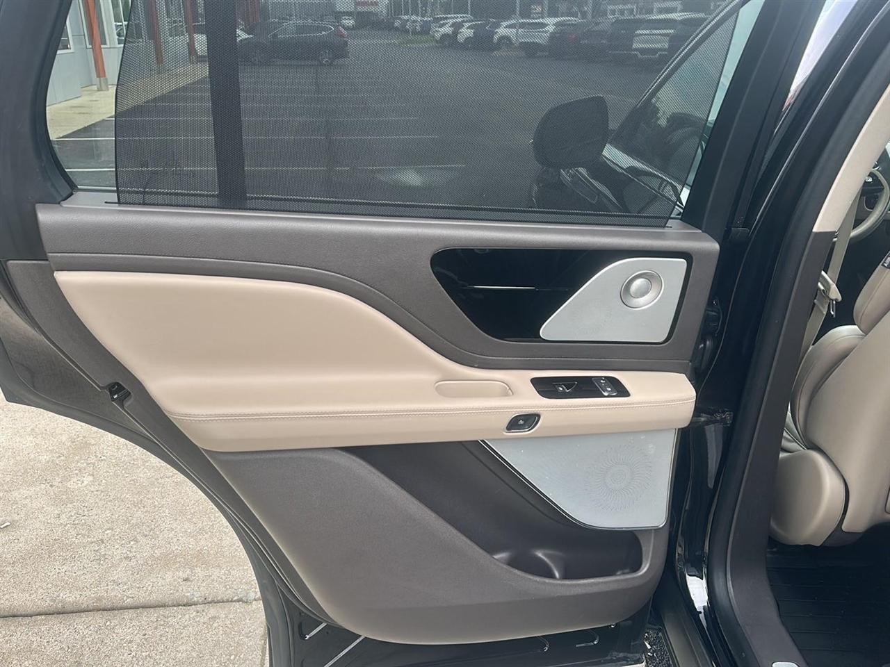 Lincoln Aviator Reserve AWD 2021