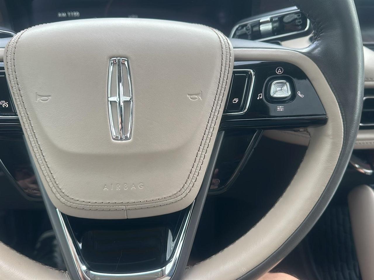 Lincoln Aviator Reserve AWD 2021