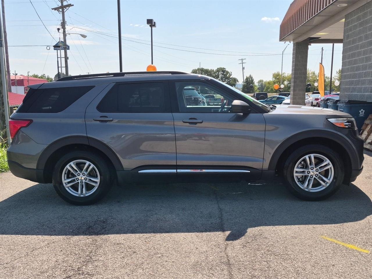 Ford Explorer XLT 2021