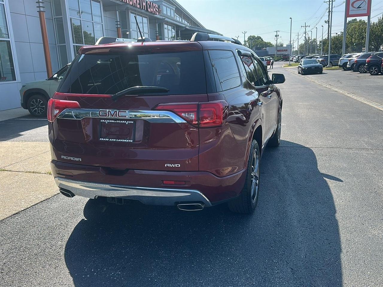 GMC Acadia Denali AWD 2017