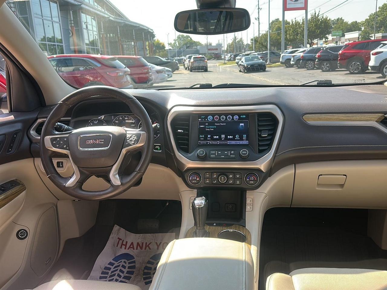 GMC Acadia Denali AWD 2017