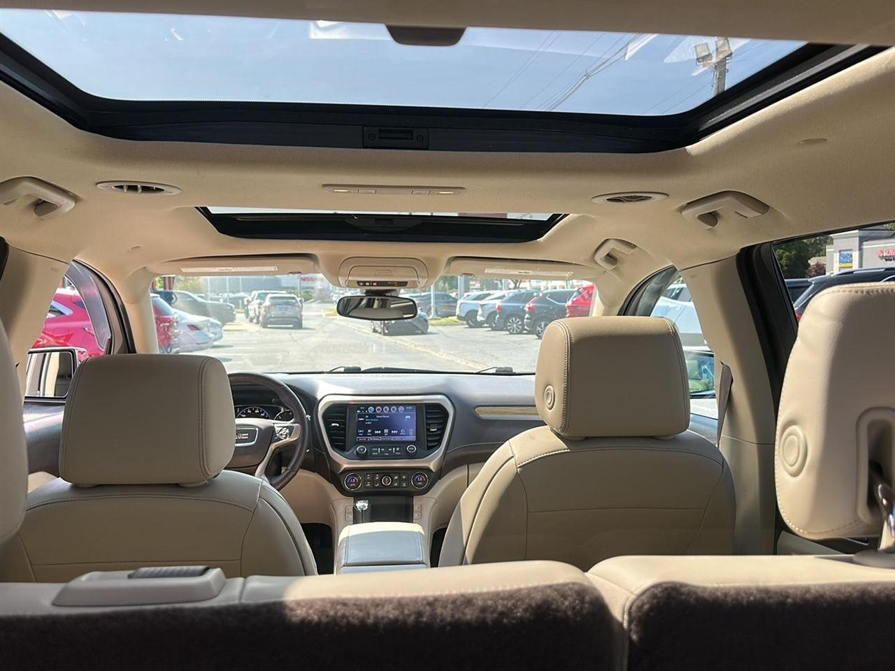 GMC Acadia Denali AWD 2017