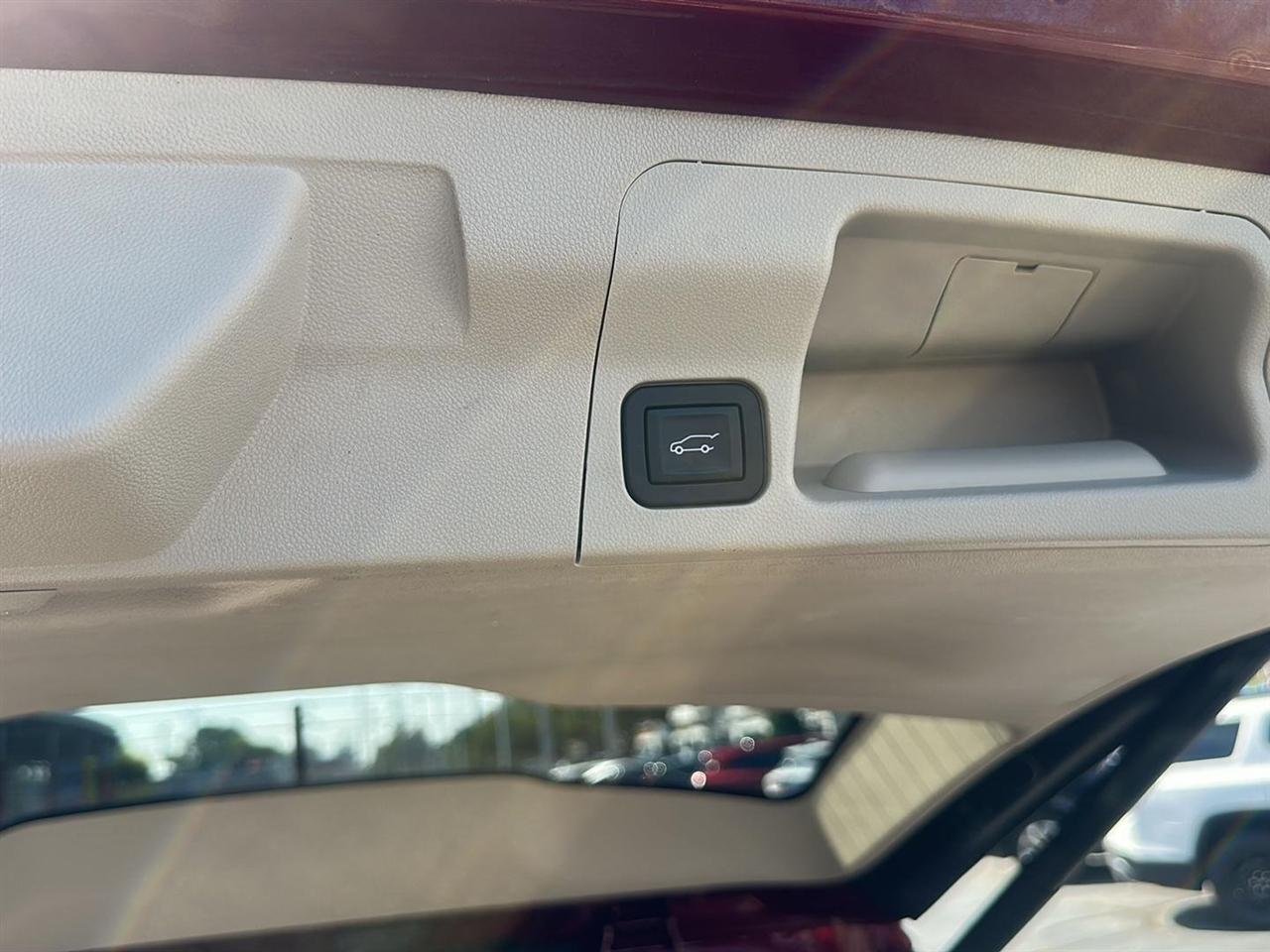 GMC Acadia Denali AWD 2017