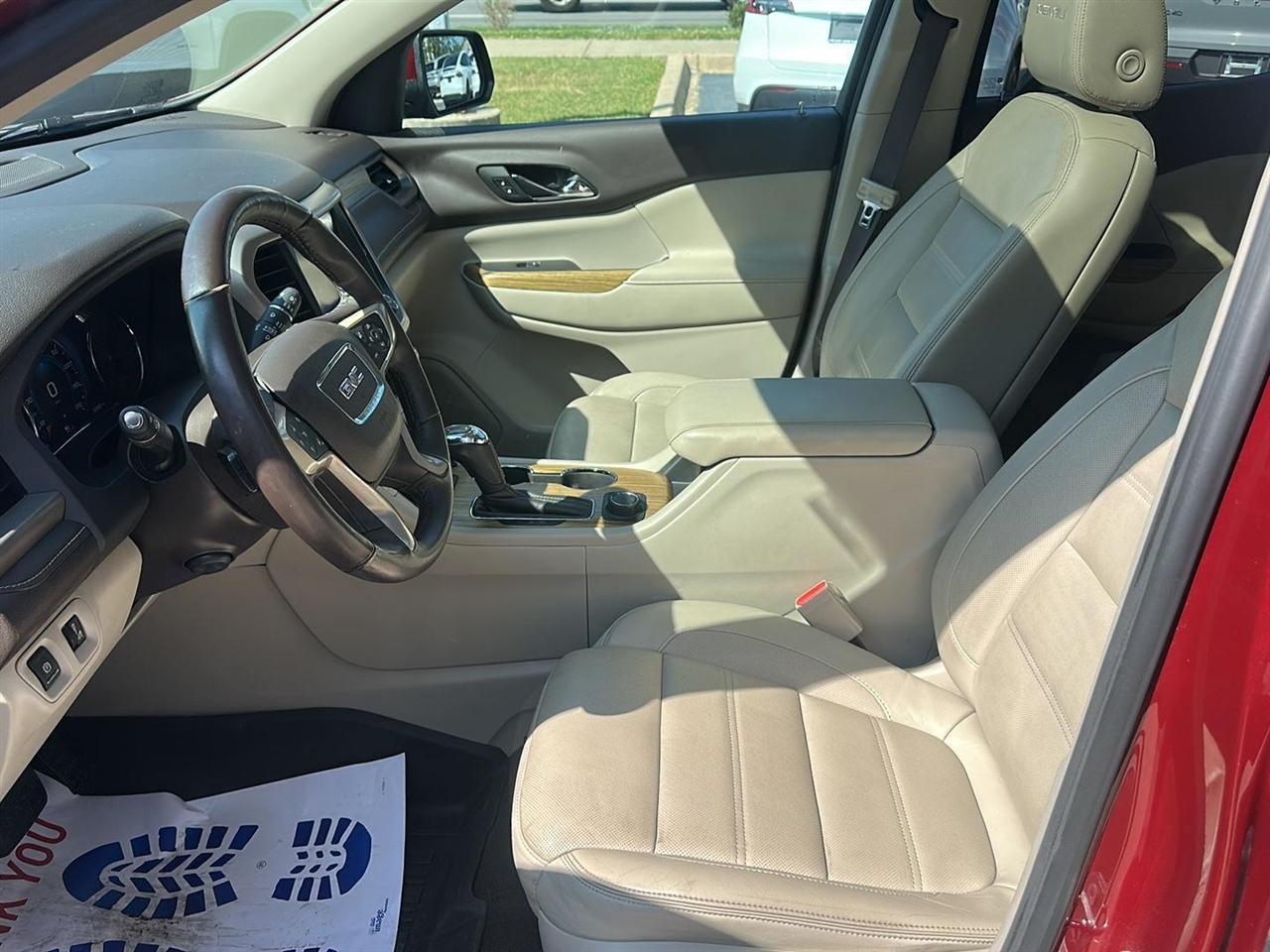 GMC Acadia Denali AWD 2017
