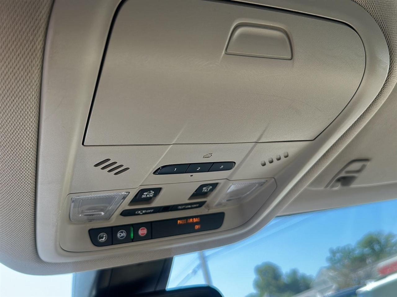 GMC Acadia Denali AWD 2017