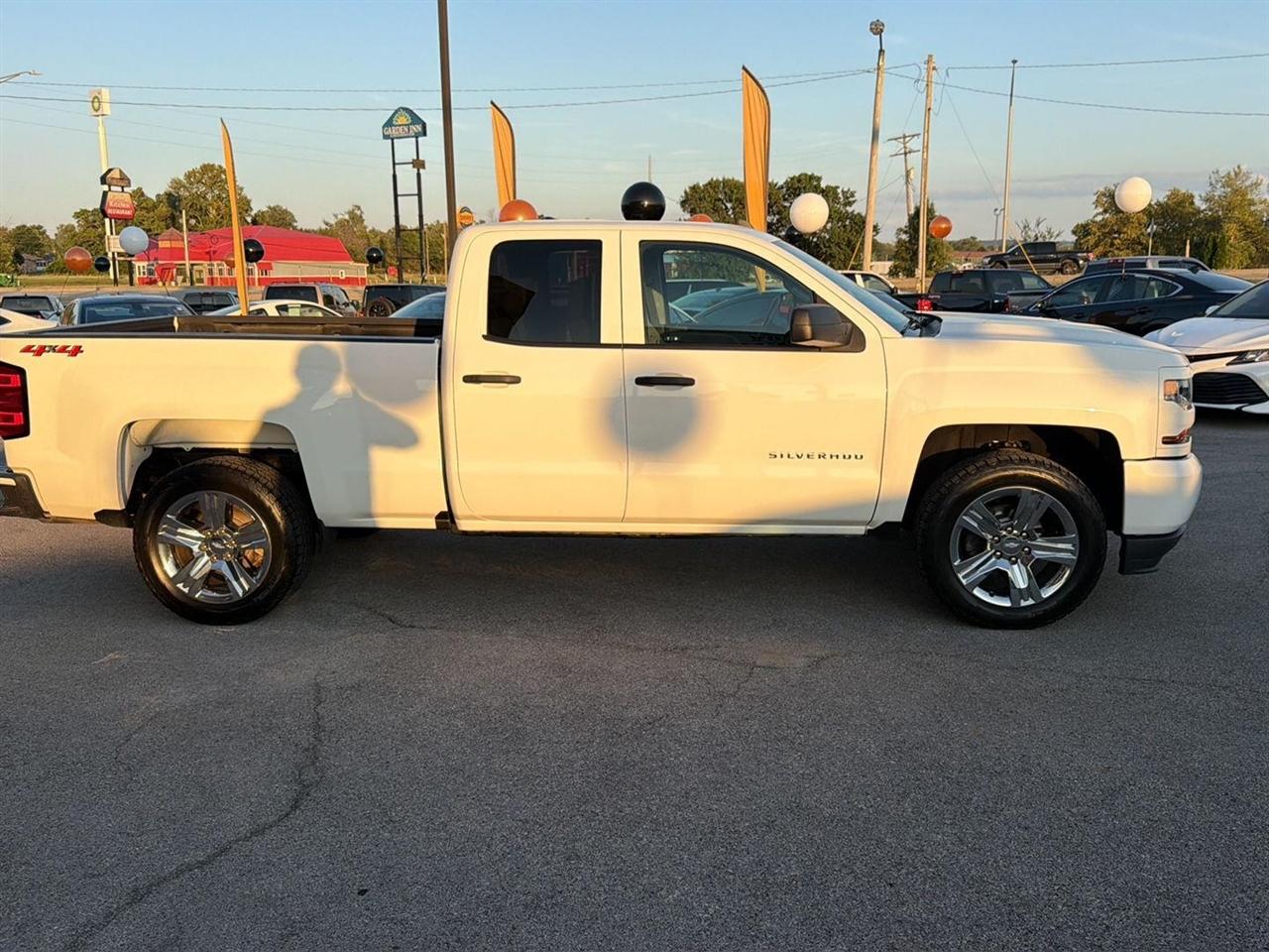 Chevrolet Silverado 1500 Custom Double Cab 4WD 2019