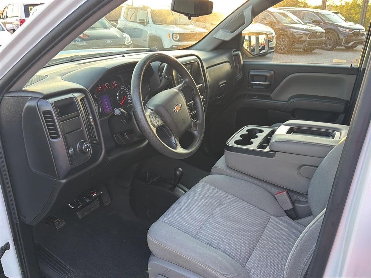 Chevrolet Silverado 1500 Custom Double Cab 4WD 2019