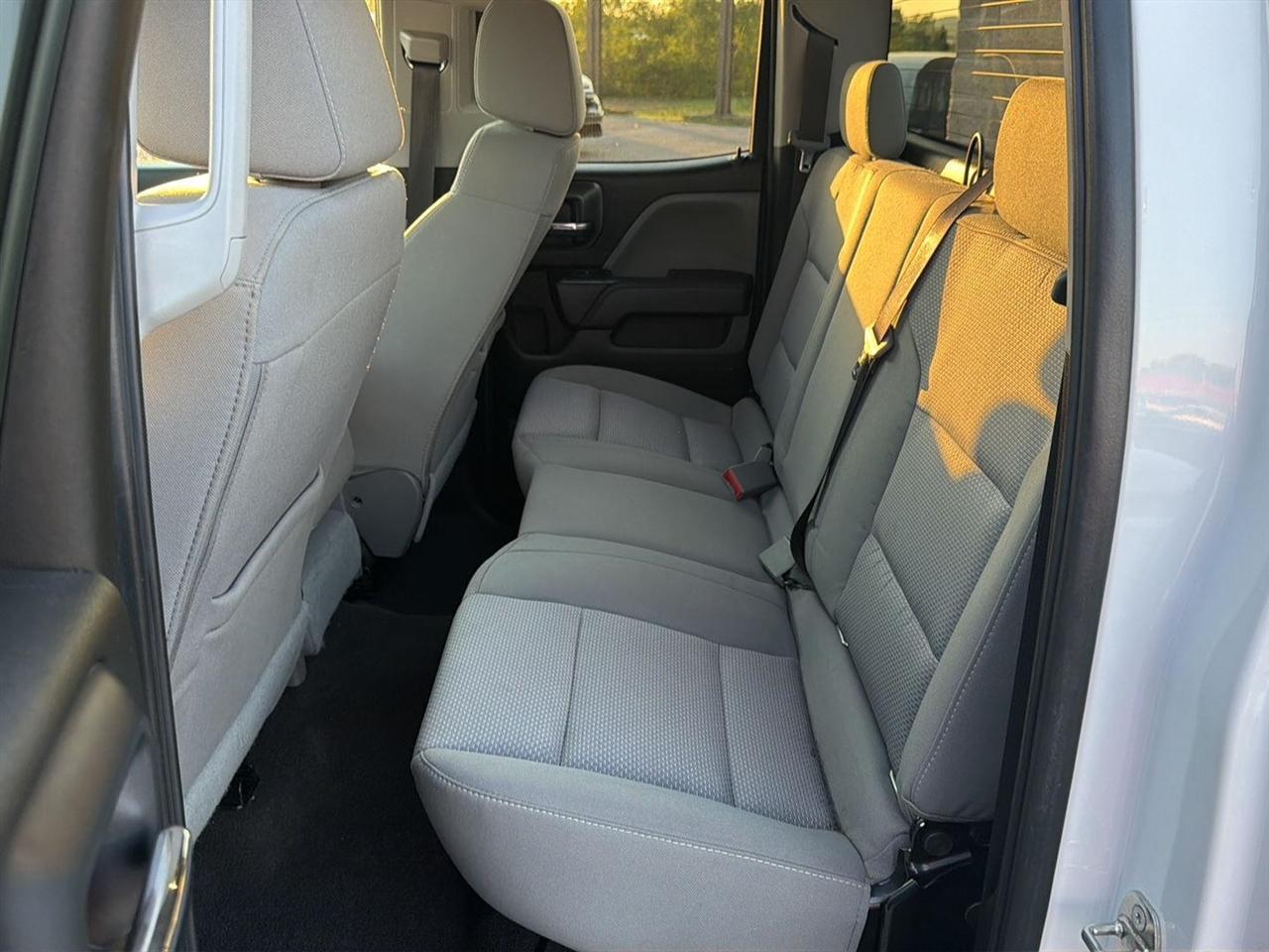 Chevrolet Silverado 1500 Custom Double Cab 4WD 2019