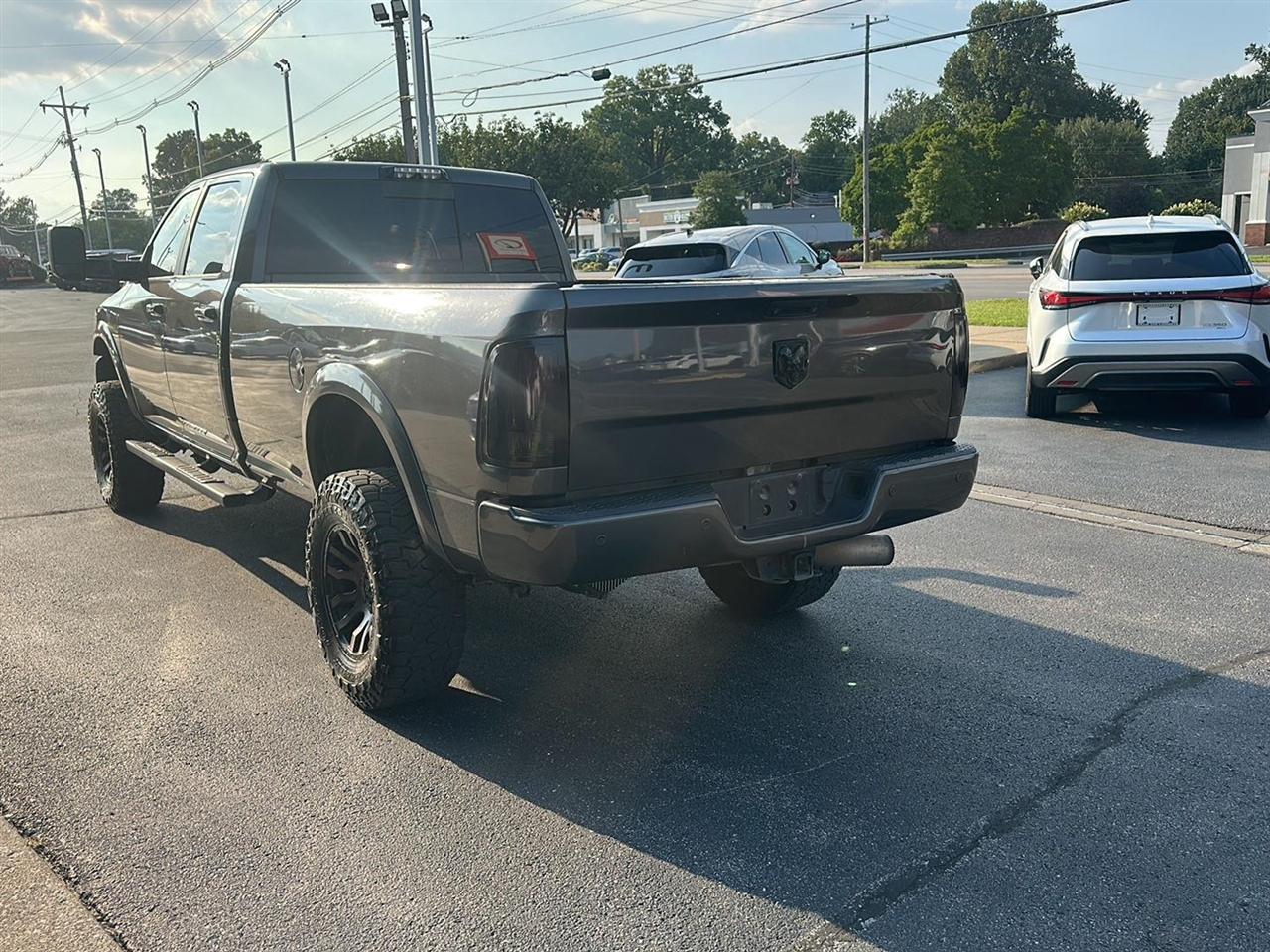 RAM 3500 Laramie Crew Cab LWB 4WD 2018