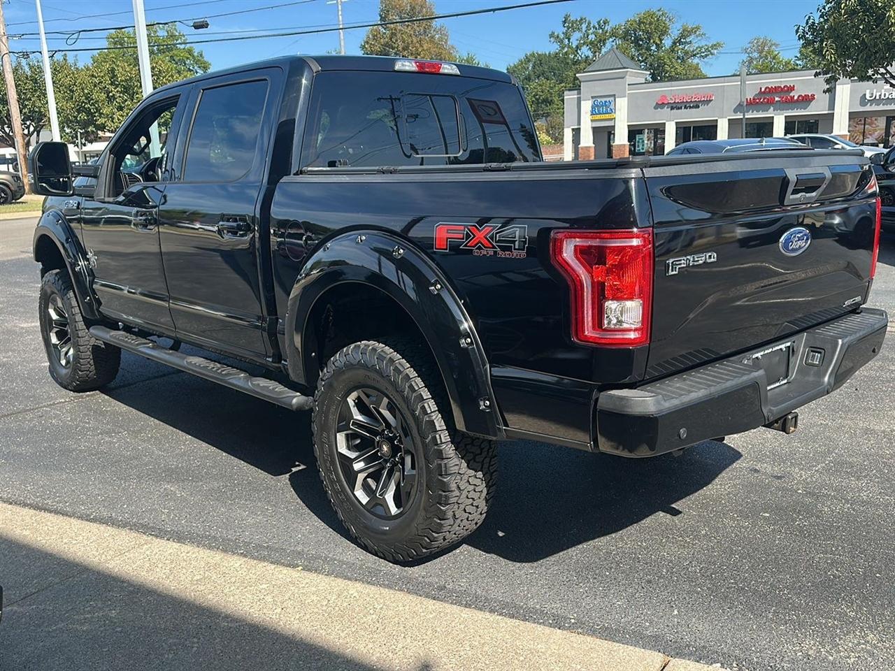 Ford F-150 XLT SuperCrew 5.5-ft. Bed 4WD 2017