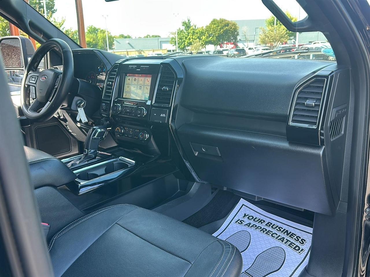 Ford F-150 XLT SuperCrew 5.5-ft. Bed 4WD 2017
