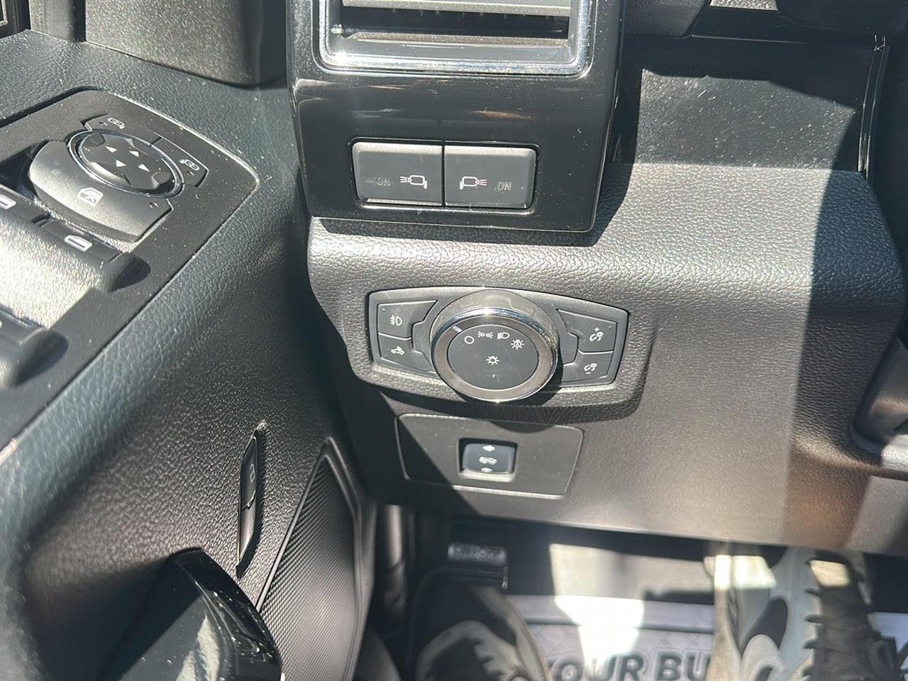 Ford F-150 XLT SuperCrew 5.5-ft. Bed 4WD 2017