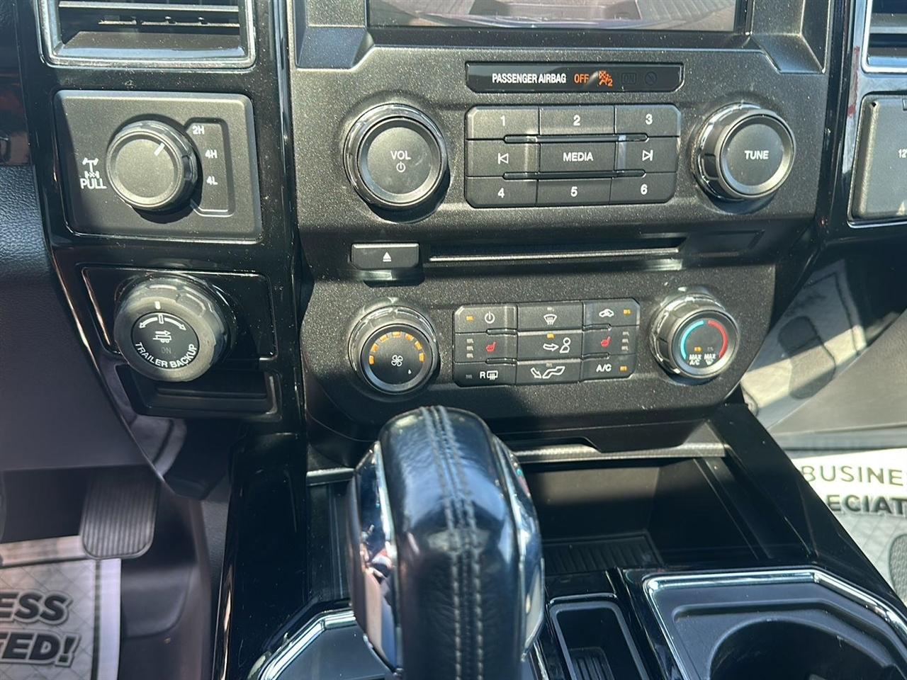 Ford F-150 XLT SuperCrew 5.5-ft. Bed 4WD 2017
