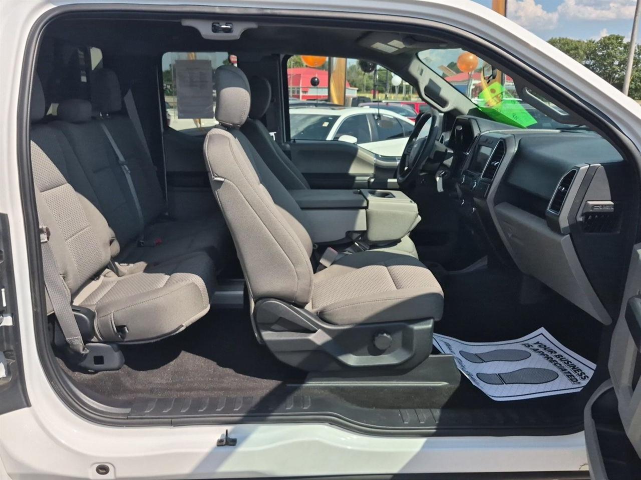 Ford F-150 XLT SuperCab 8-ft. 2WD 2020