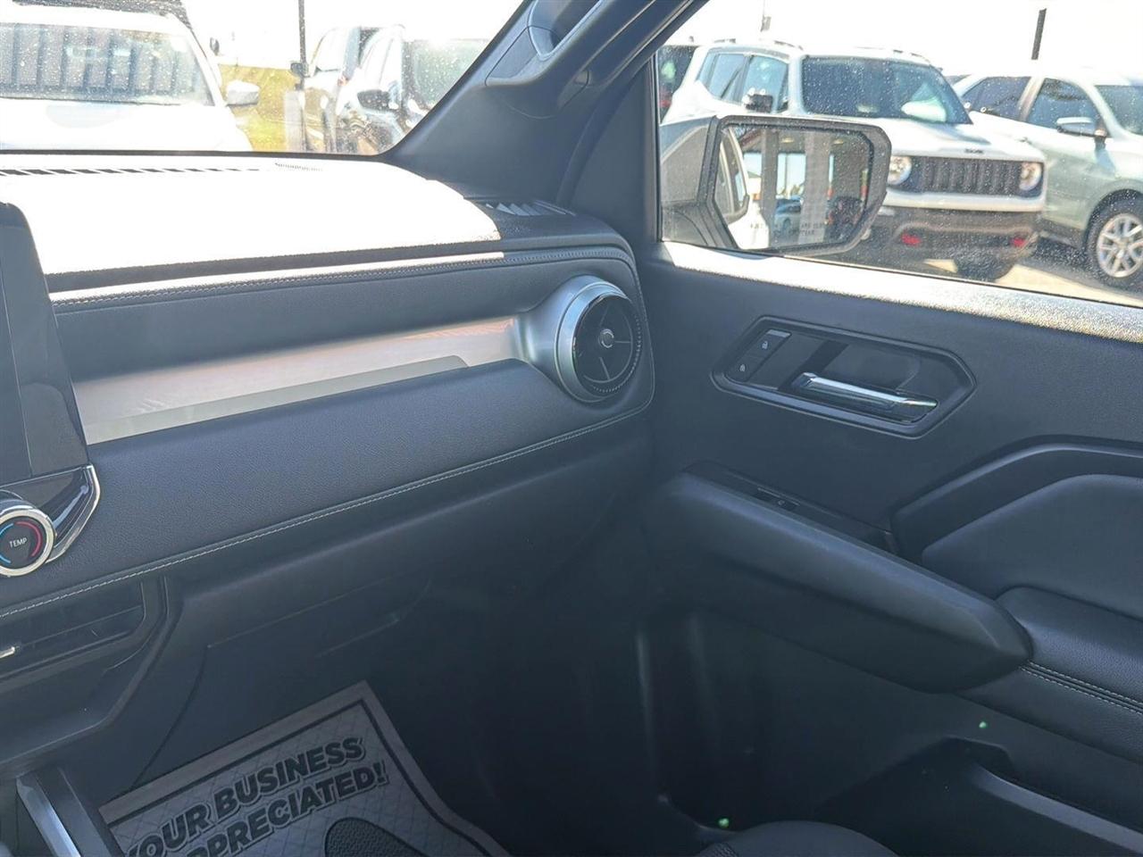 Chevrolet Colorado LT Crew Cab 2WD 2023